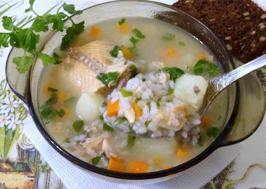 Рисовый суп с кабачками