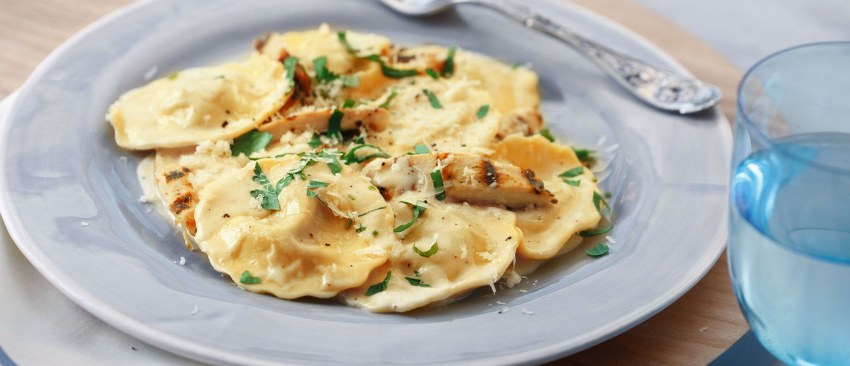 Равиоли с индейкой и грибами