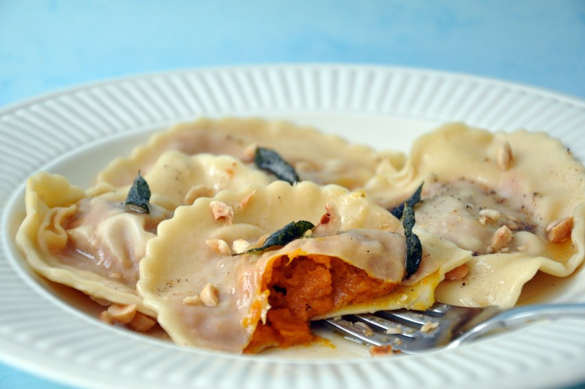 Сырные равиоли