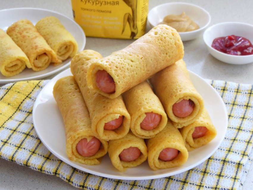 Блинчики с сосиской и сыром