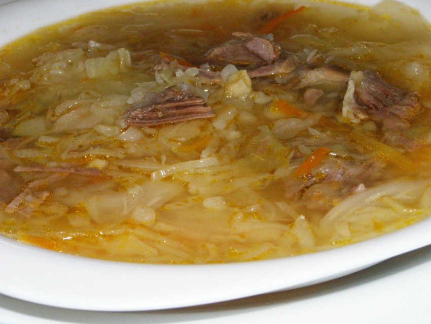 Щи из белокочанной капусты