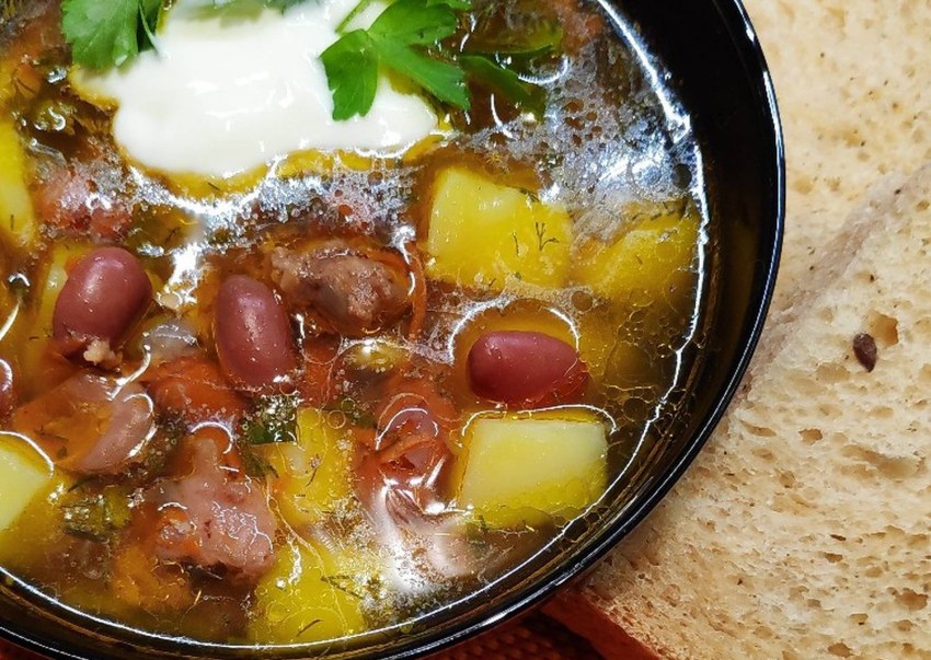 Суп с грибами и тушенкой