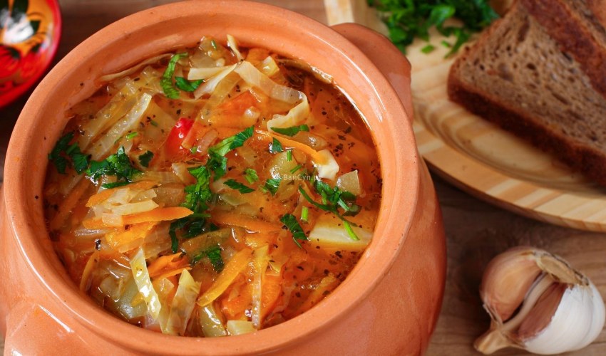 Щи из квашеной капусты с говядиной