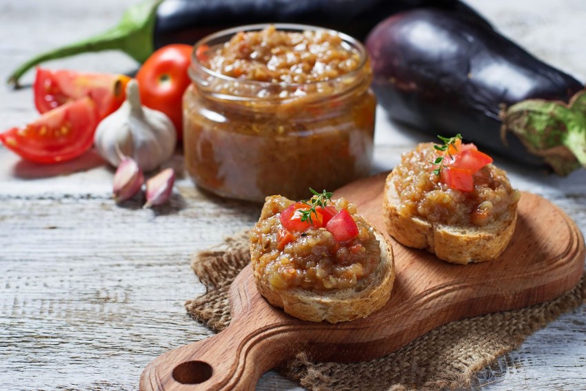 Кабачковая икра Лютик