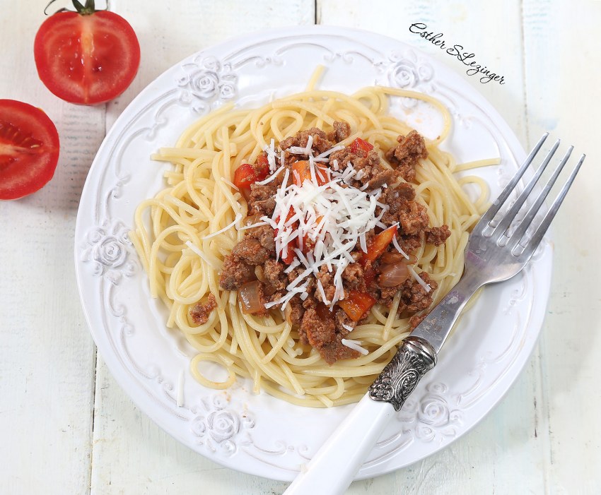 Макароны с фаршем из индейки