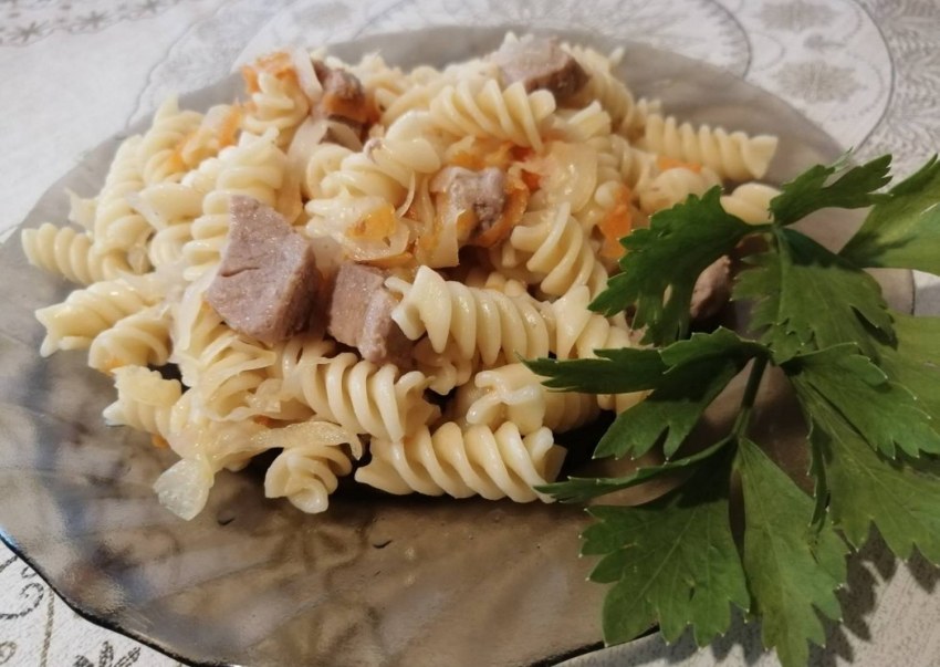 Макароны тушеные