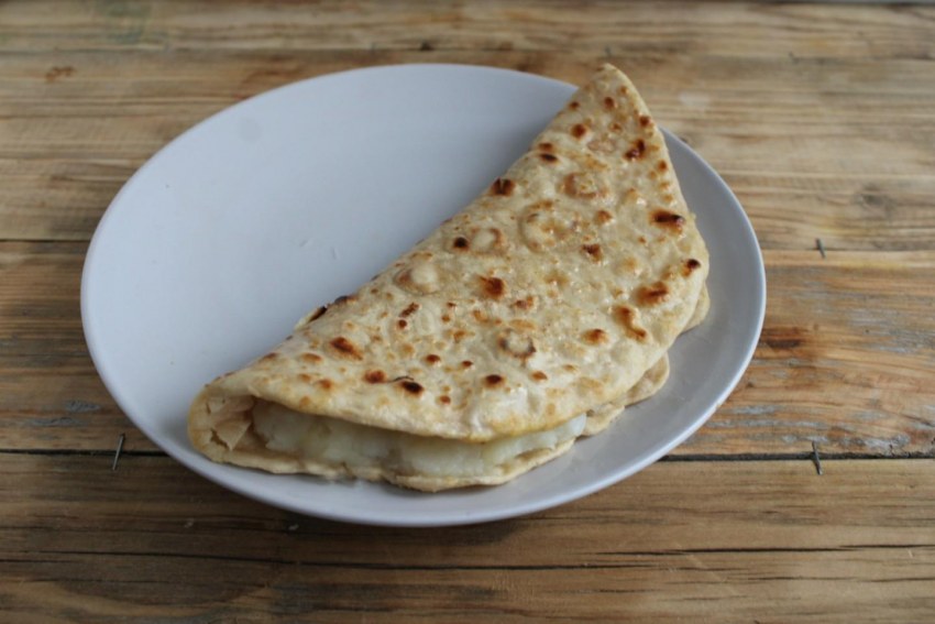 Кавказская кухня кыстыбый с картошкой