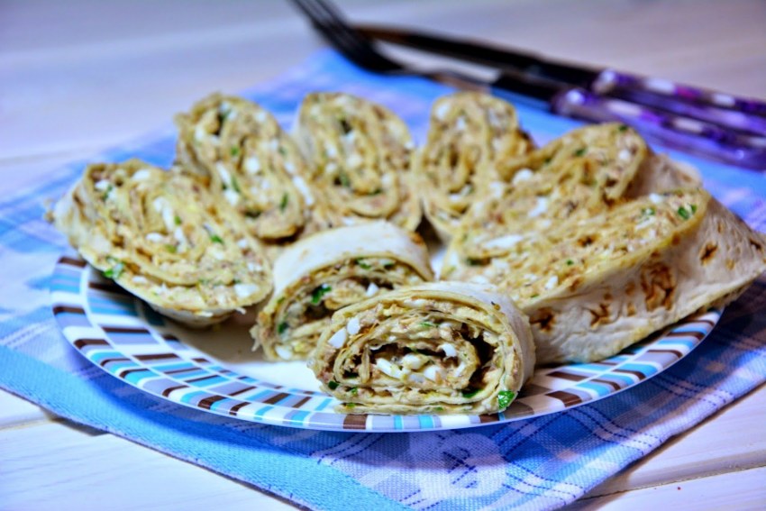 Пирог из лаваша с творогом и сыром