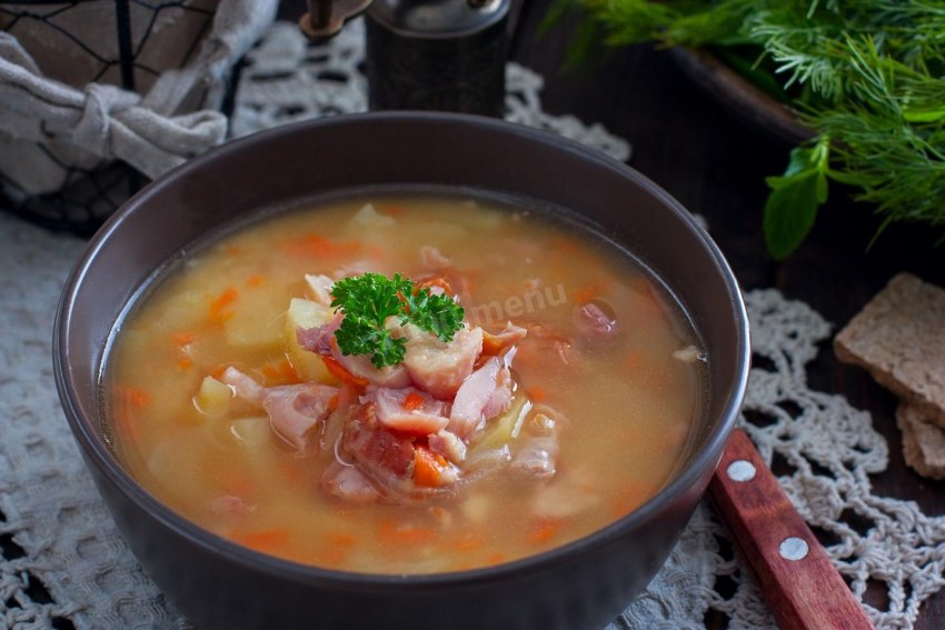 Гороховый суп с копченой курицей