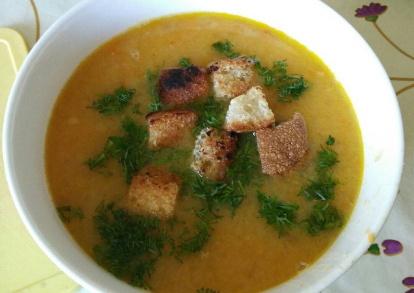 Гороховый суп с копченой курицей