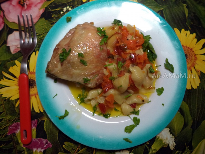 Гювеч из курицы с овощами