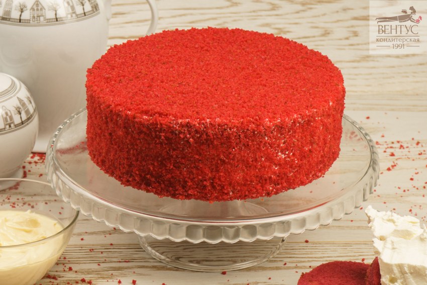 Торта "красный бархат" (Red Velvet).