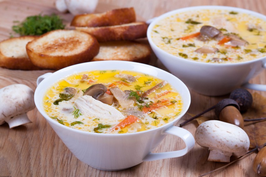 Суп с плавленным сыром и грибами
