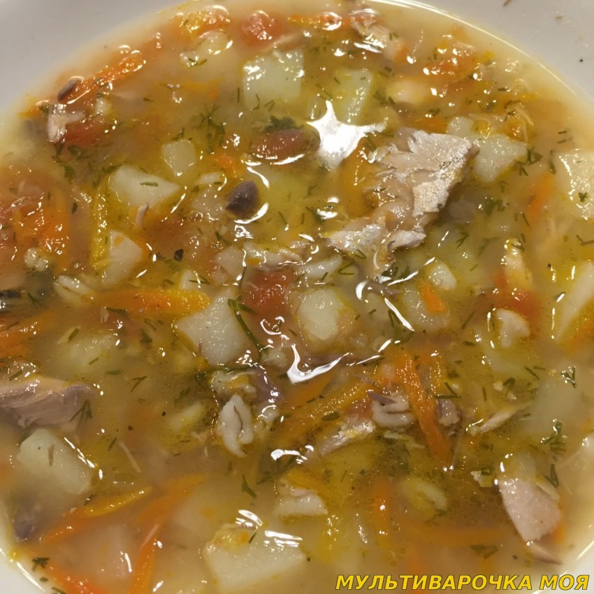 Рассольник с рыбными консервами
