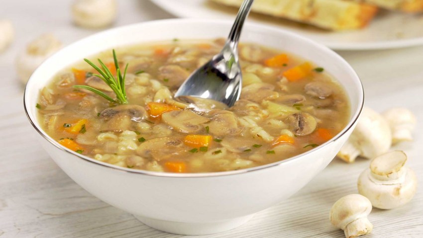 Куриный суп с перловкой