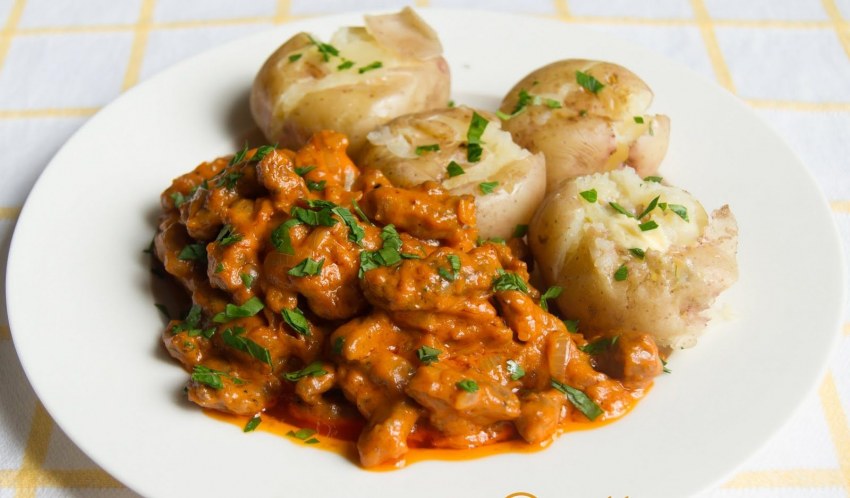 Мясо по-строгановски классический