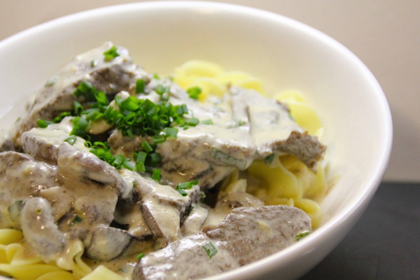 Русская кухня бефстроганов