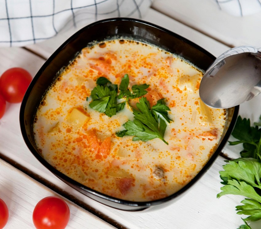 Финский суп с форелью и сливками