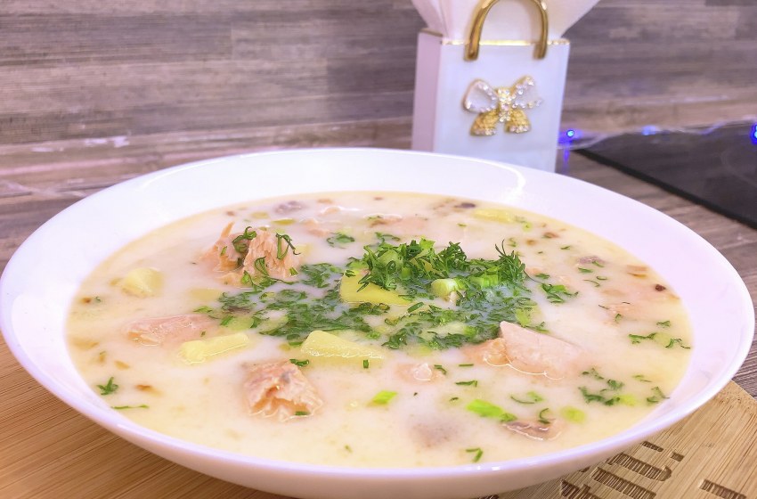 Сырный суп с шампиньонами и брокколи