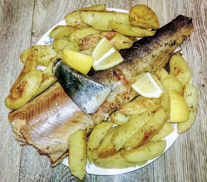 Скумбрия с картошкой