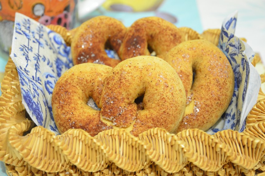 Булочки крендельки