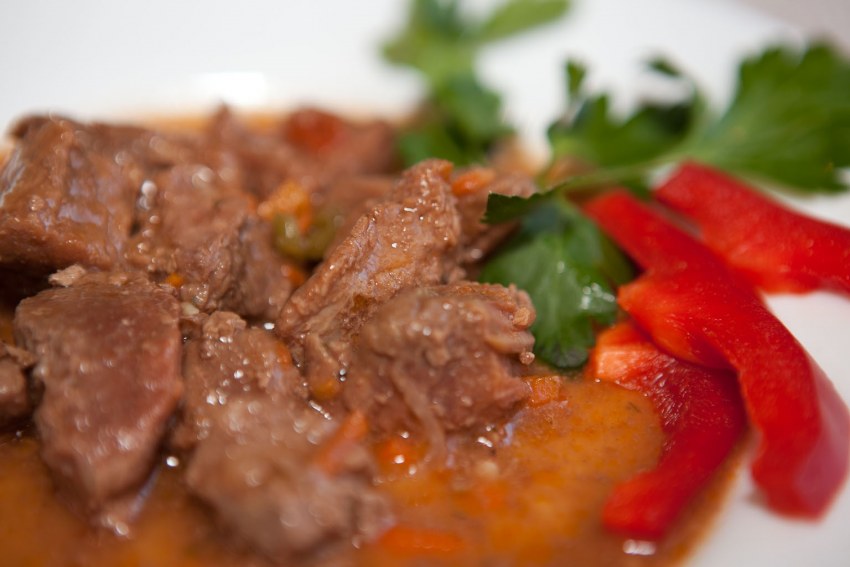 Говядина порезанная кусочками