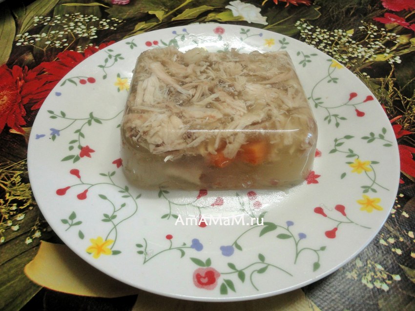 Куриный холодец в формочках