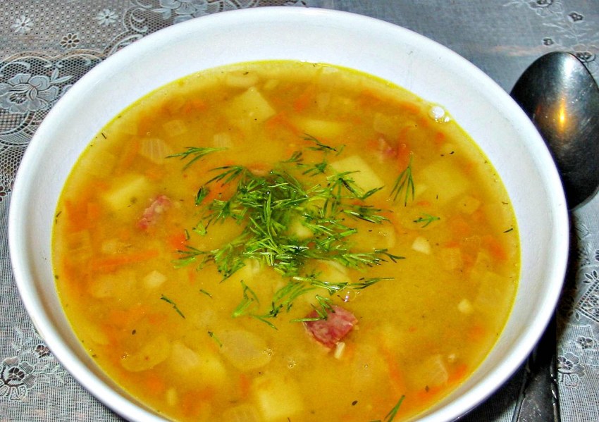 Суп картофельный с колбасками