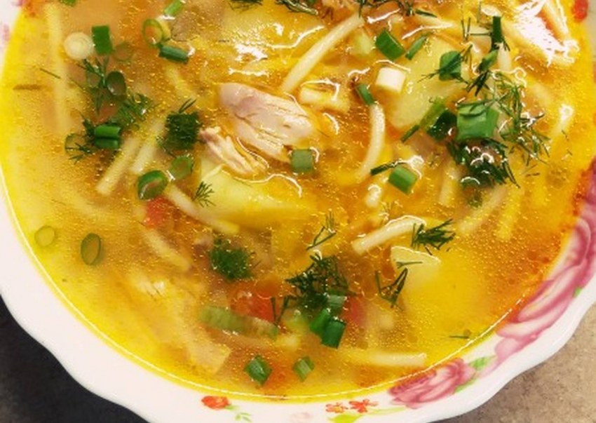 Суп вермишелевый с курицей и картошкой
