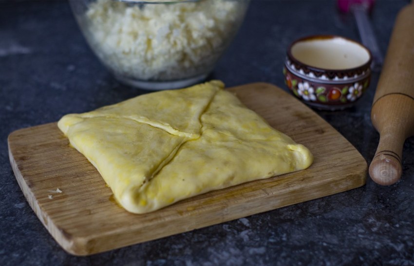 Хачапури с адыгейским сыром