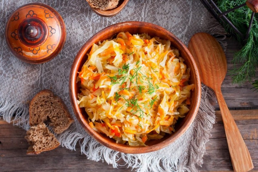 Кабачки с шампиньонами в соусе