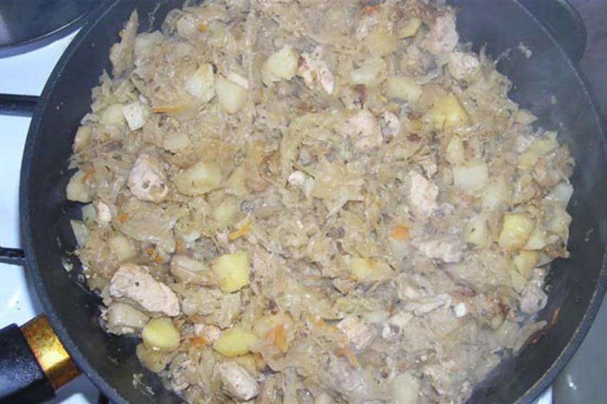 Тушеная капуста с говядиной
