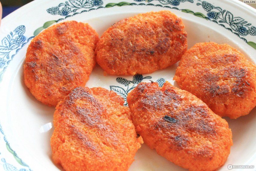 Морковные паровые котлеты