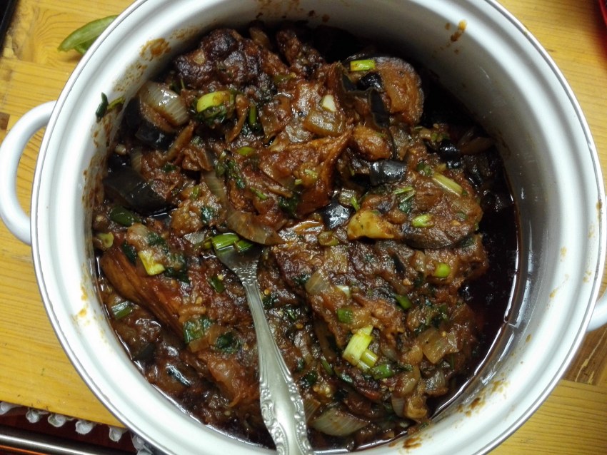 Свиные ребрышки с овощами