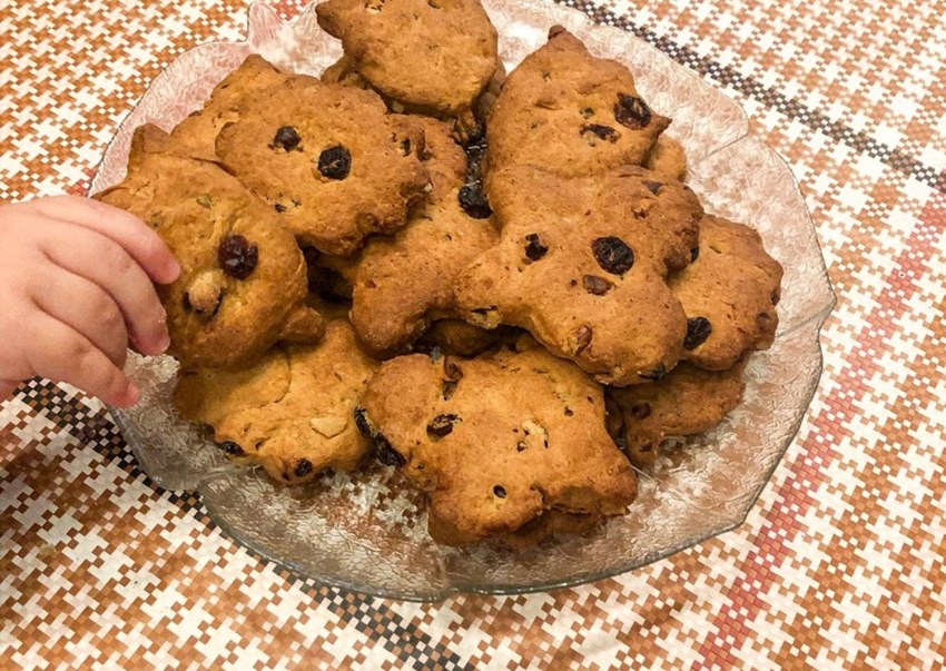 Песочное печенье с изюмом