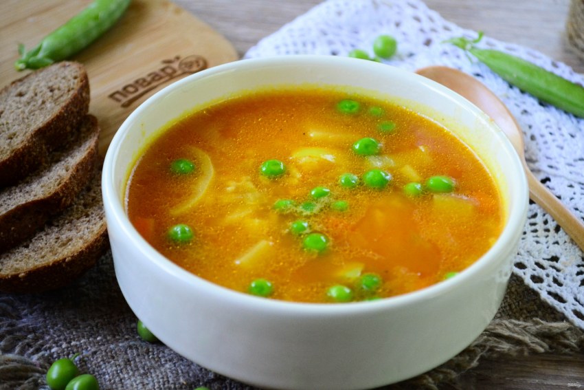 Натрыфыпс (суп с кукурузными лепешками