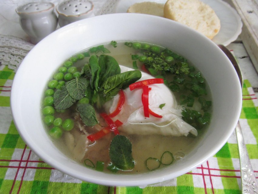 Суп с кукурузой и горошком