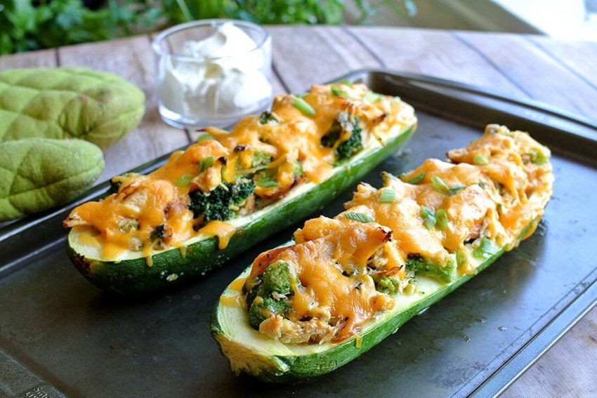 Мясные лодочки с начинкой
