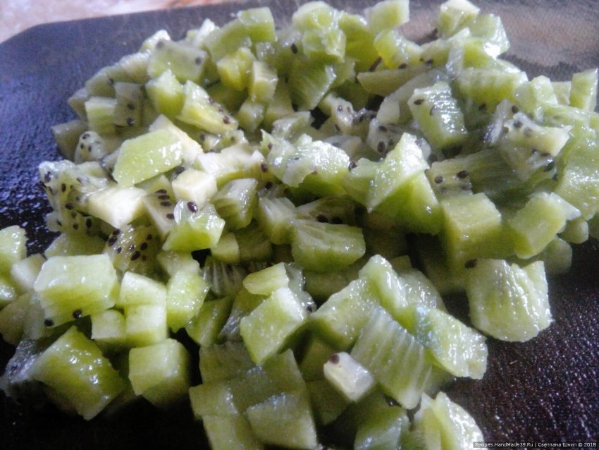 Салат с говядиной и майонезом