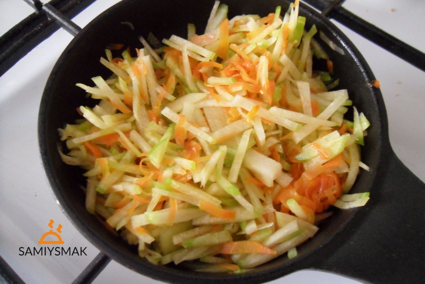 Салат картофельный с редькой