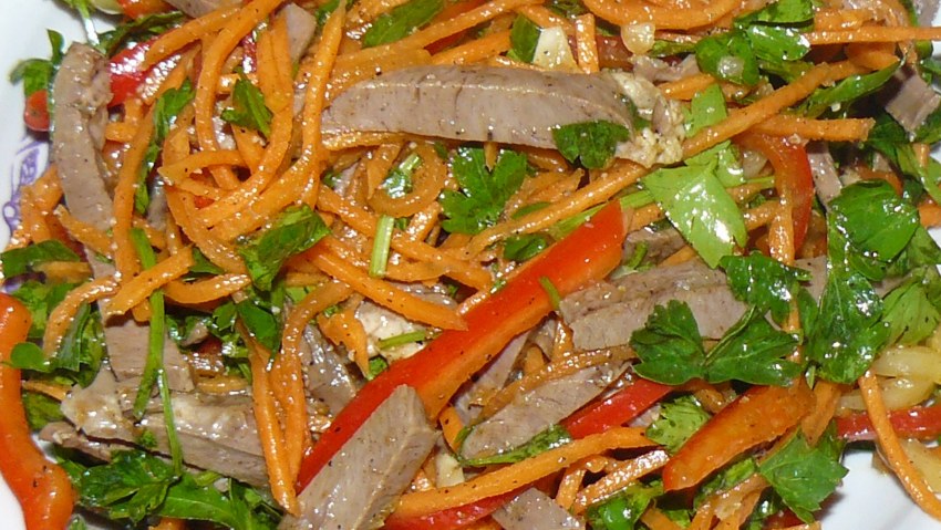 Салат из кальмара и свежего огурца