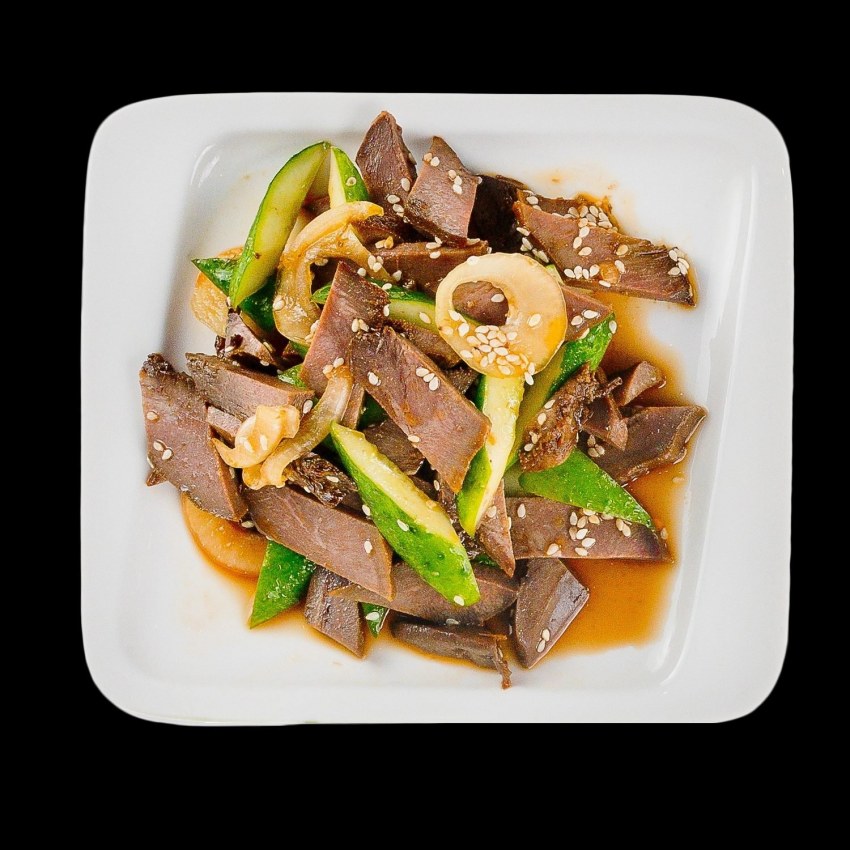 Овощной салат с кунжутом