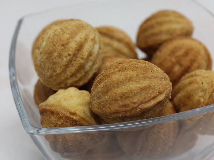 Орешки с кремом
