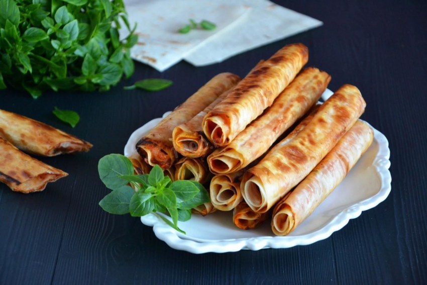 Закуска из лаваша в духовке