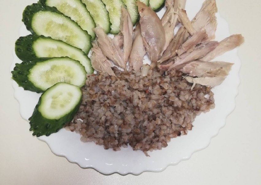 Диетическая гречка с курицей