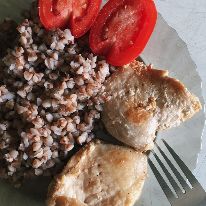 Гречка с огурцами