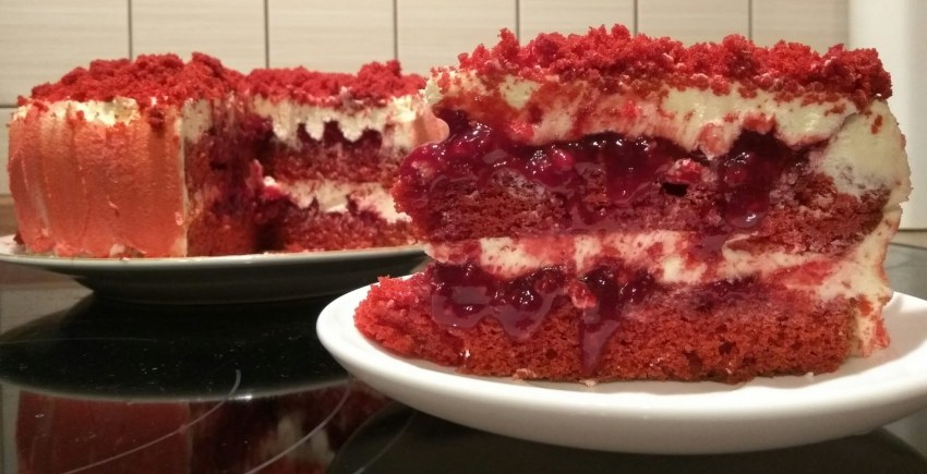 Торта "красный бархат" (Red Velvet).