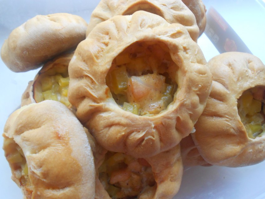 Бэрэнге тэкэсе (татарские пирожки с картошкой)