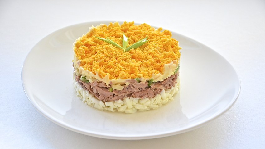 Цезарь с мимозой