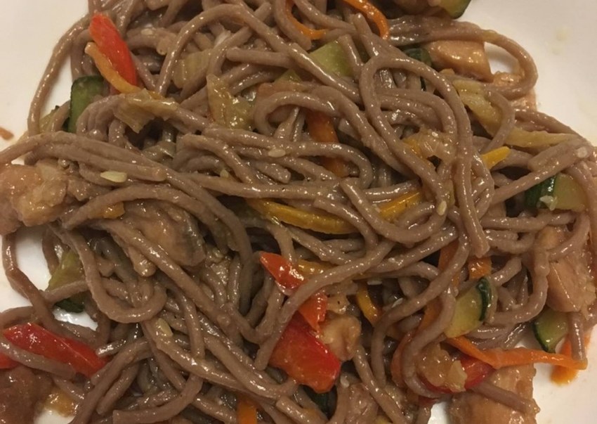 Wok фунчоза с морепродуктами